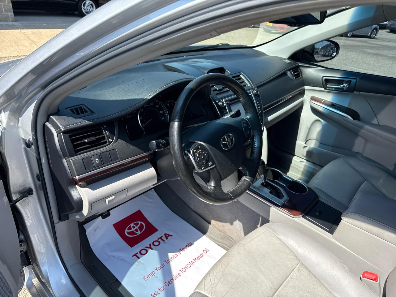Toyota Camry 4dr Sdn I4 Auto SE Sport Limited Edition (Natl) 2012