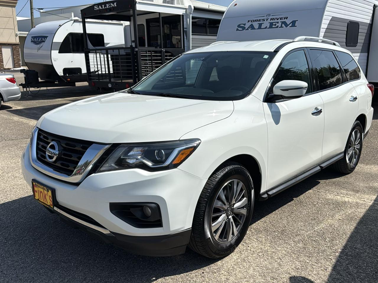 Nissan Pathfinder 4x4 SV 2019