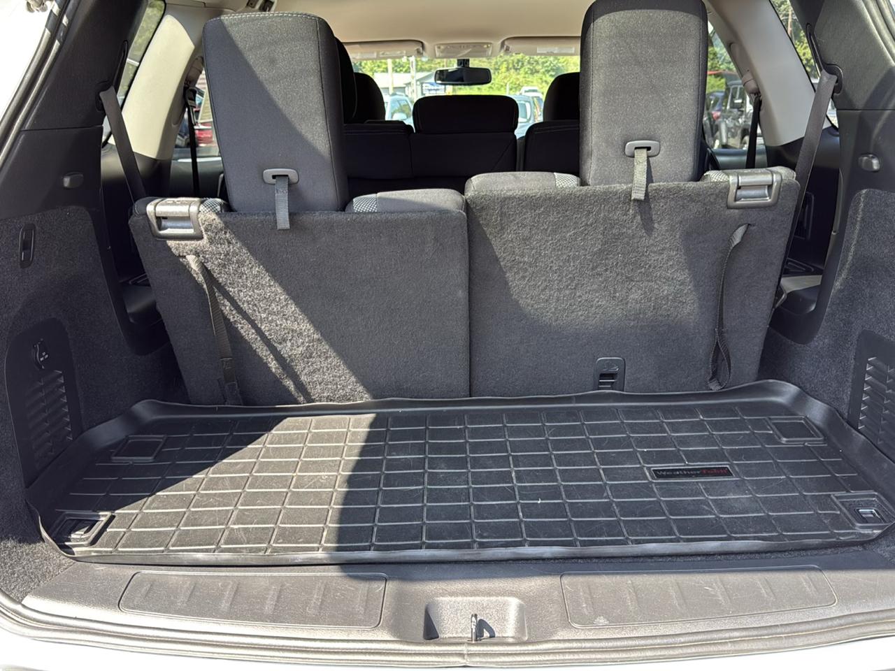 Nissan Pathfinder 4x4 SV 2019