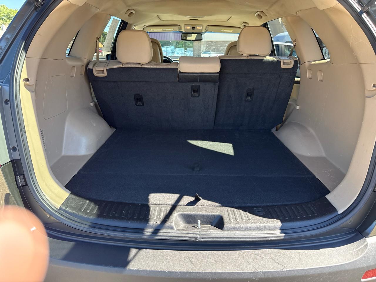 Kia Sorento 2WD 4dr I4 LX 2011