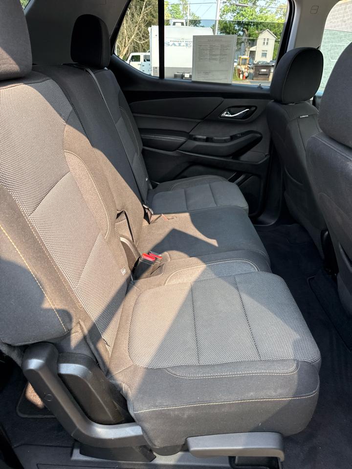 Chevrolet Traverse AWD 4dr LS w/1LS 2019