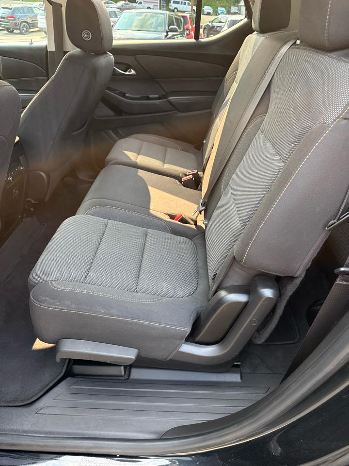 Chevrolet Traverse AWD 4dr LS w/1LS 2019