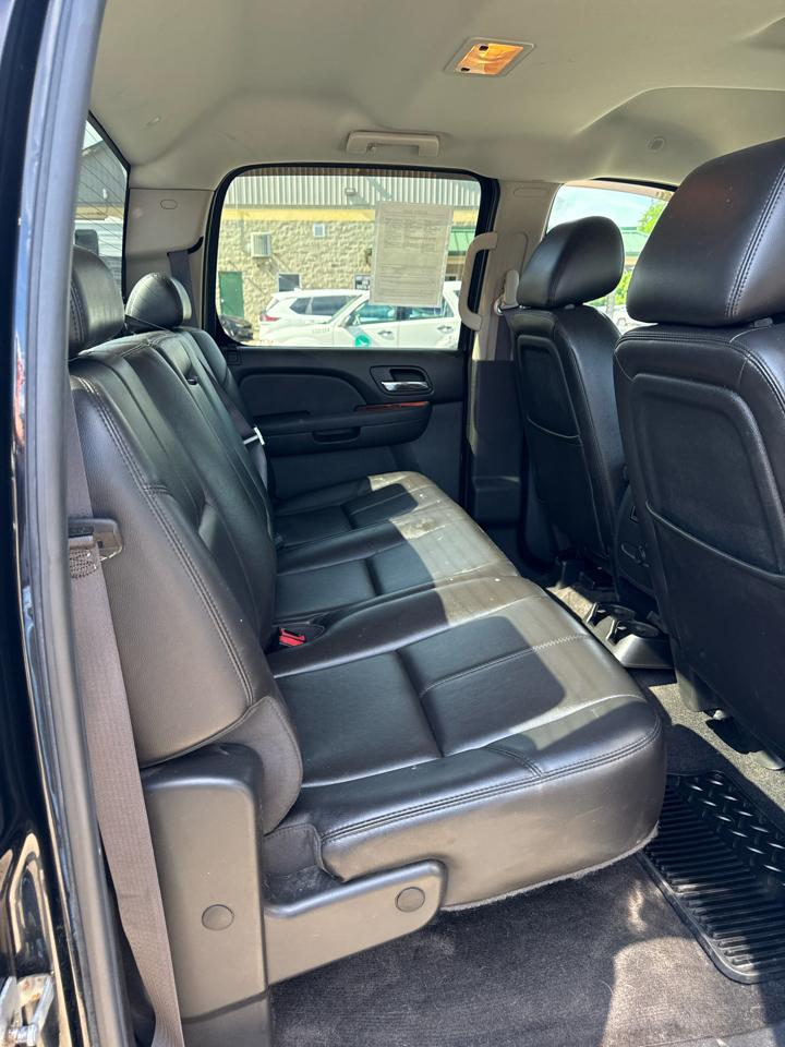 GMC Sierra 1500 4WD Crew Cab 143.5" SLT 2011