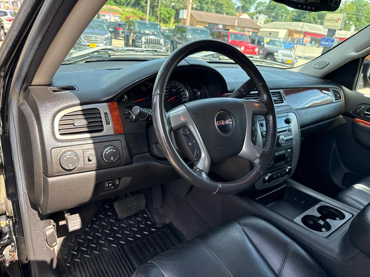 GMC Sierra 1500 4WD Crew Cab 143.5" SLT 2011