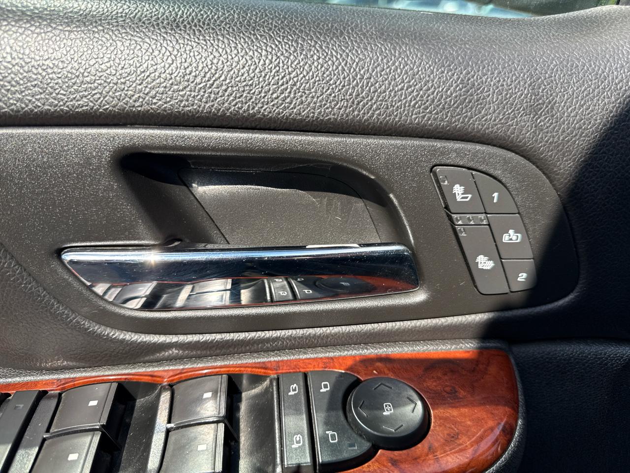 GMC Sierra 1500 4WD Crew Cab 143.5" SLT 2011