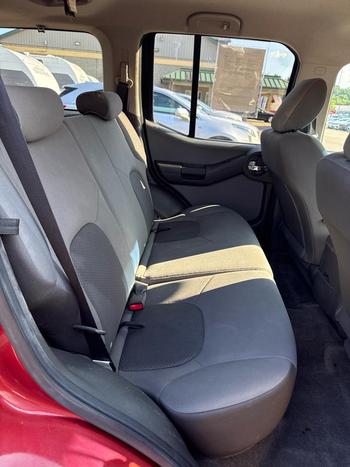 Nissan Xterra 2WD 4dr Auto S 2011