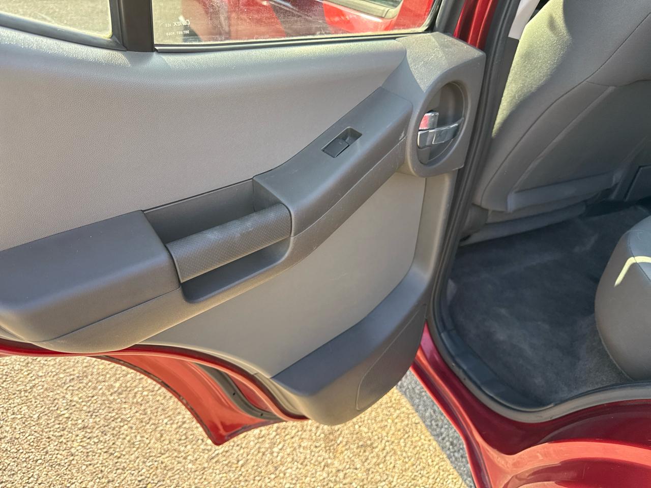 Nissan Xterra 2WD 4dr Auto S 2011