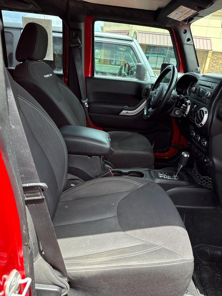 Jeep Wrangler Unlimited 4WD 4dr Rubicon 2014