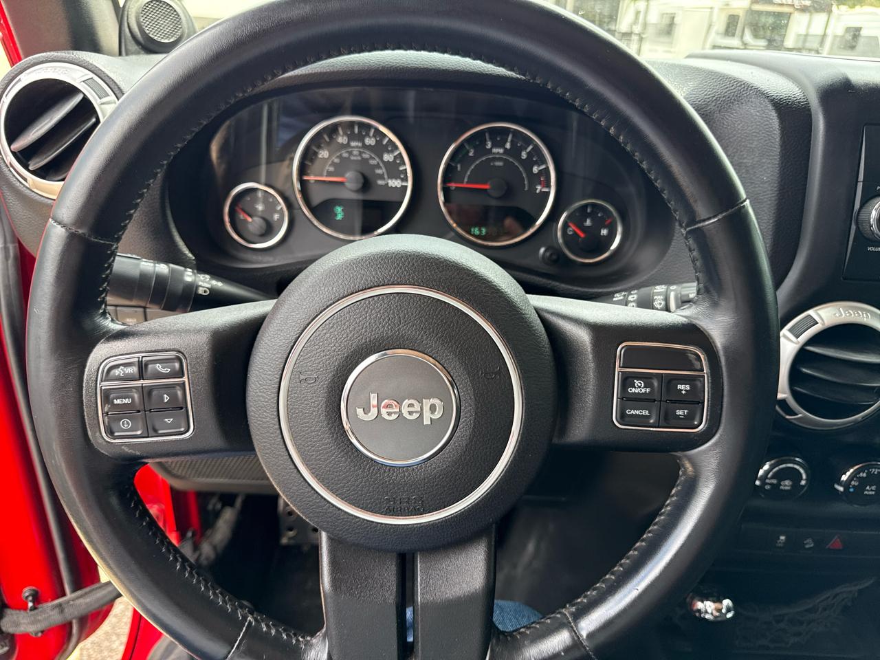 Jeep Wrangler Unlimited 4WD 4dr Rubicon 2014