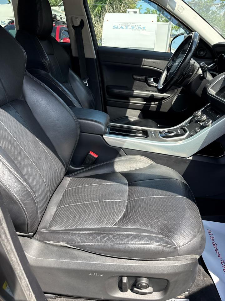 Land Rover Range Rover Evoque 5 Door SE 2017
