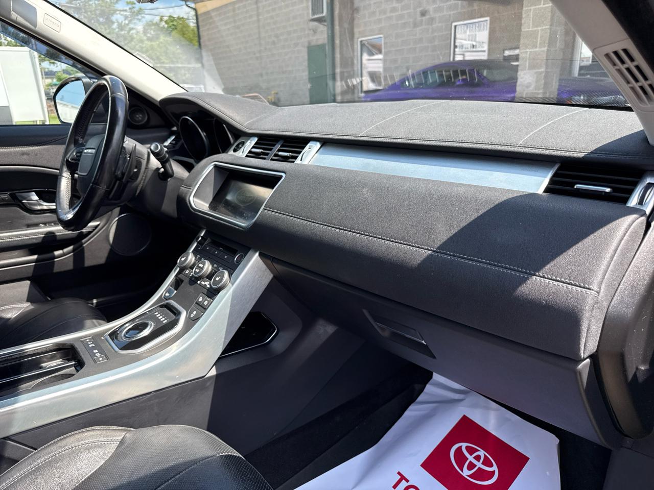 Land Rover Range Rover Evoque 5 Door SE 2017