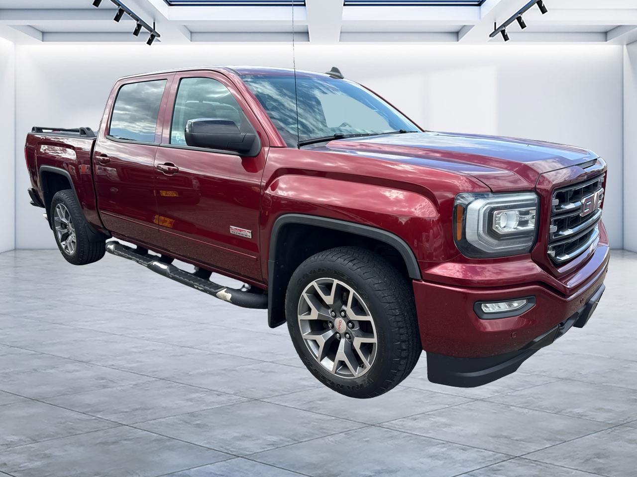 GMC Sierra 1500 4WD Crew Cab 143.5" SLT 2017