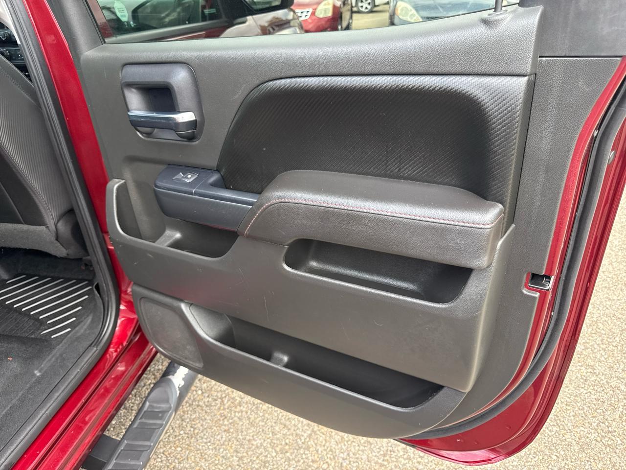 GMC Sierra 1500 4WD Crew Cab 143.5" SLT 2017