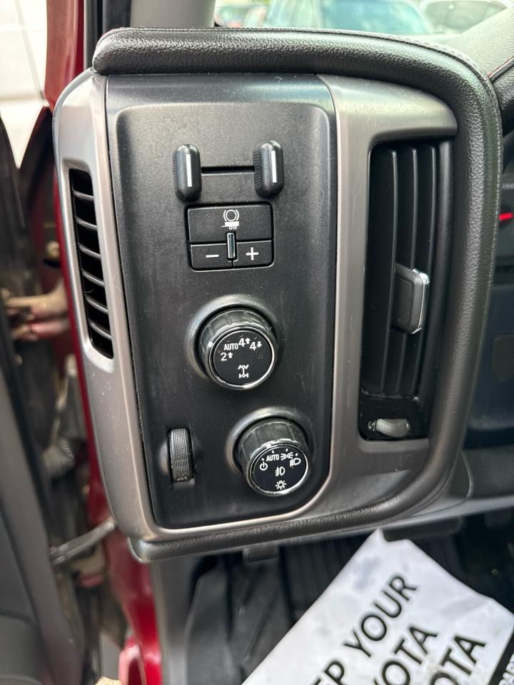 GMC Sierra 1500 4WD Crew Cab 143.5" SLT 2017