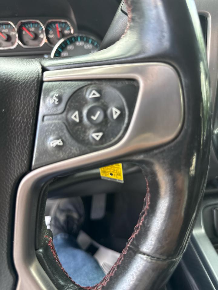 GMC Sierra 1500 4WD Crew Cab 143.5" SLT 2017