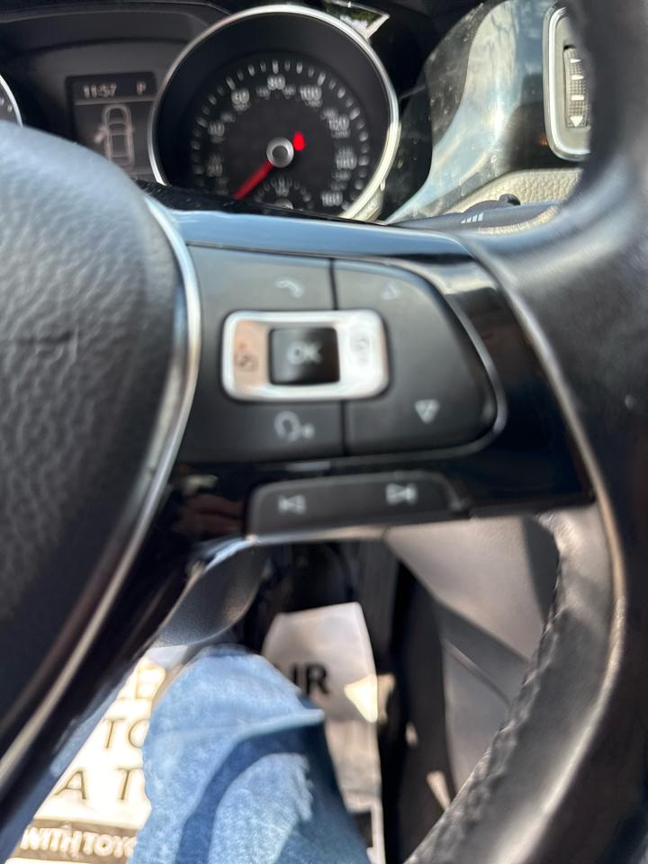 Volkswagen Jetta 1.8T SEL Auto 2017