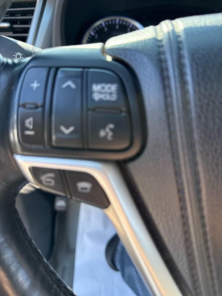 Toyota Highlander AWD 4dr V6 Limited (Natl) 2014