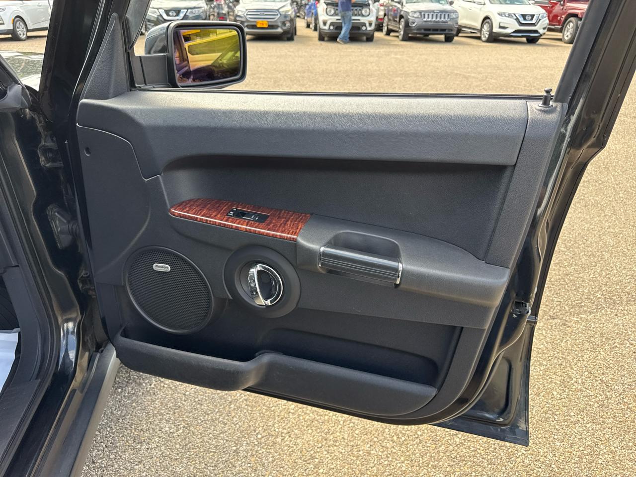 Jeep Commander RWD 4dr Limited 2009