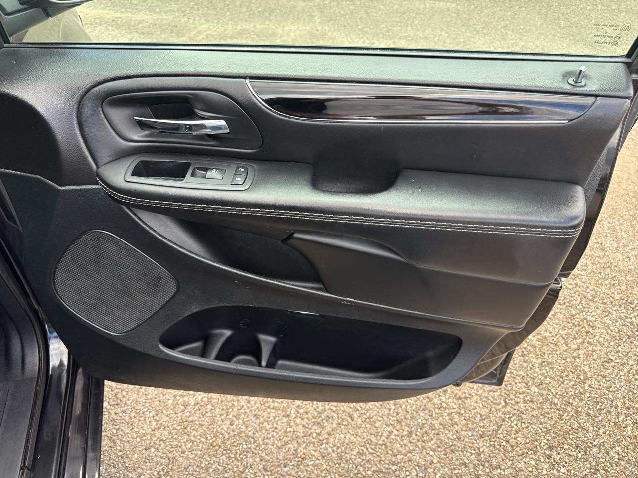 Dodge Grand Caravan SE Plus Wagon 2018