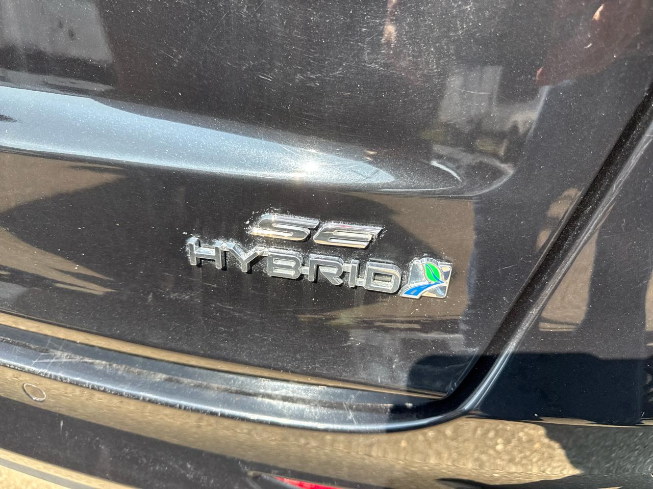 Ford Fusion Hybrid SE FWD 2019