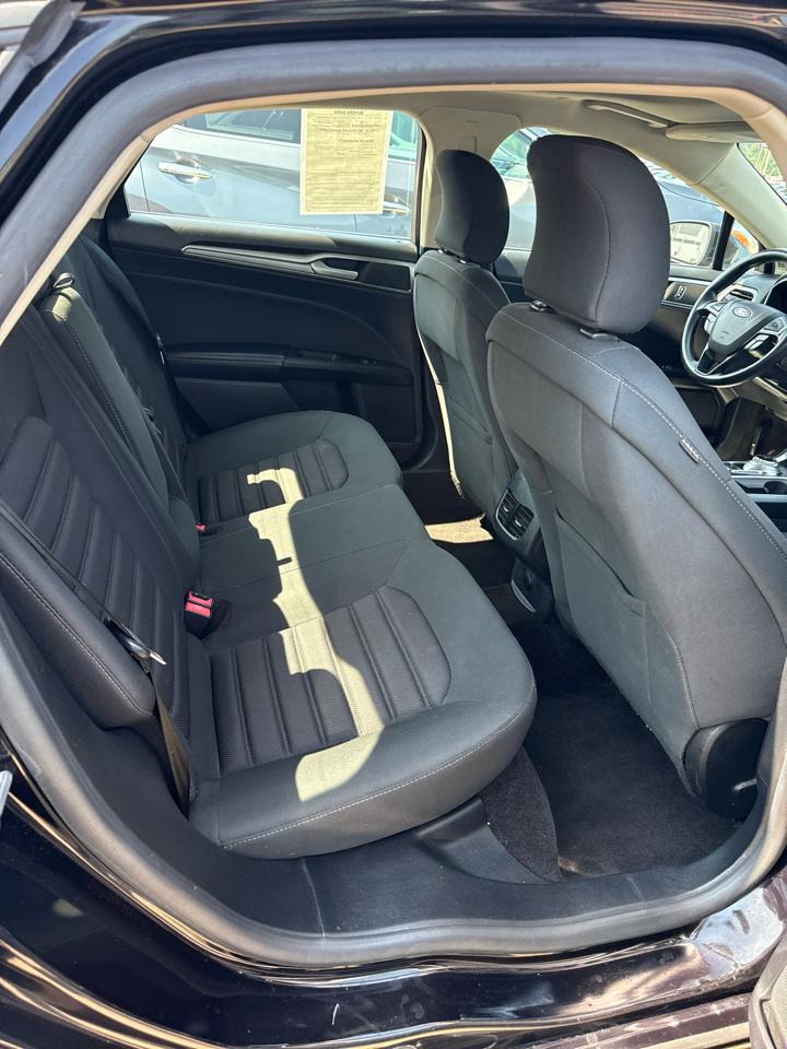 Ford Fusion Hybrid SE FWD 2019