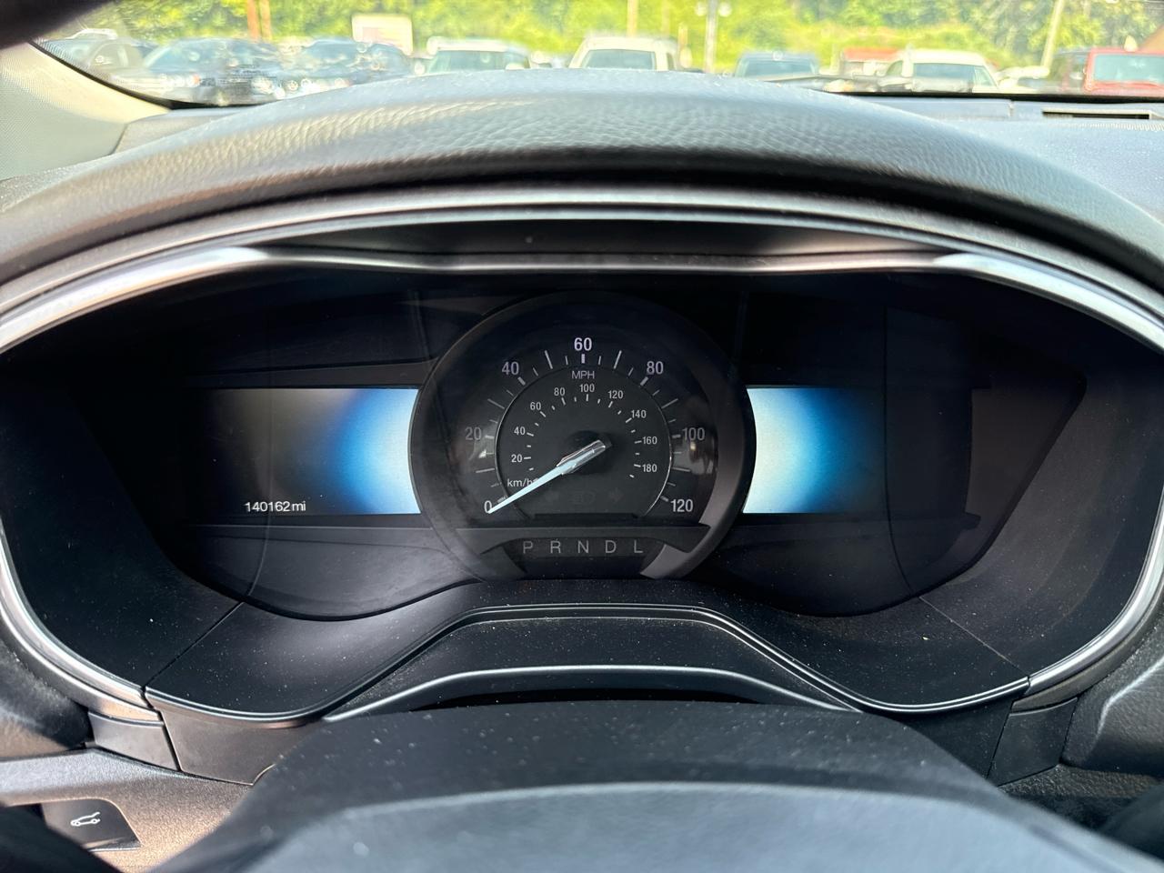 Ford Fusion Hybrid SE FWD 2019