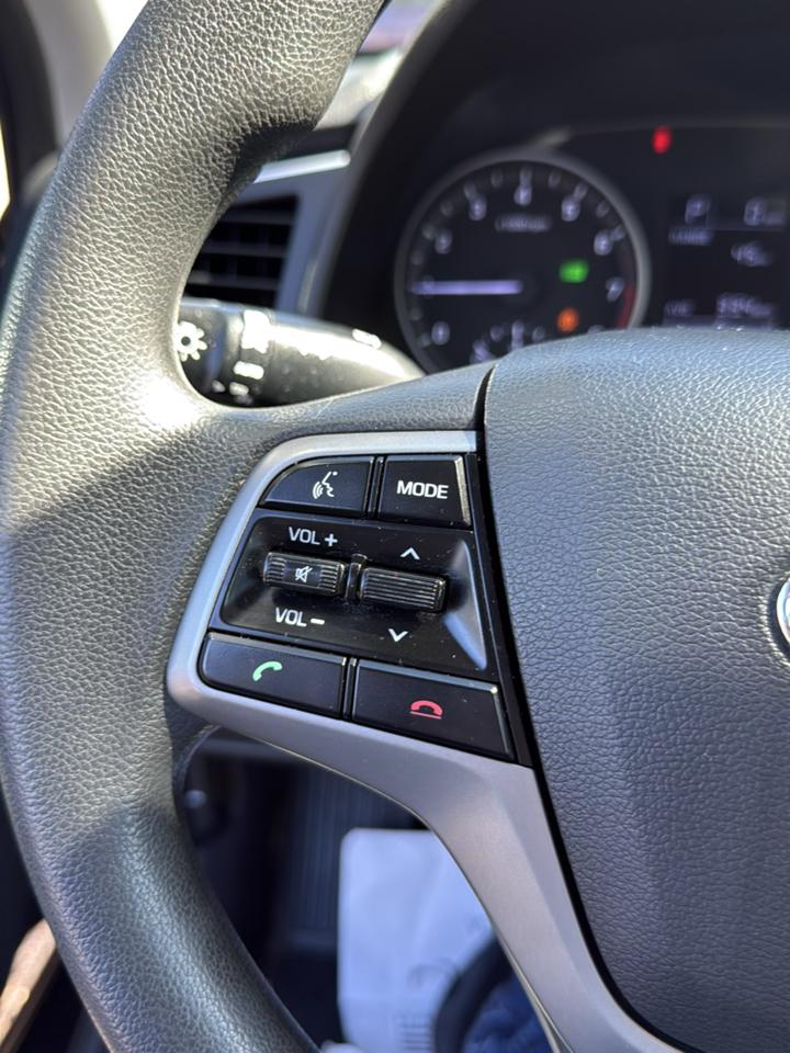 Hyundai Elantra SE 2.0L Auto (Alabama) 2018