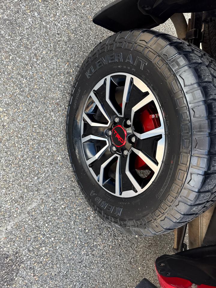 Toyota Tacoma 4WD TRD Off Road Double Cab 5' Bed V6 MT (Natl) 2020
