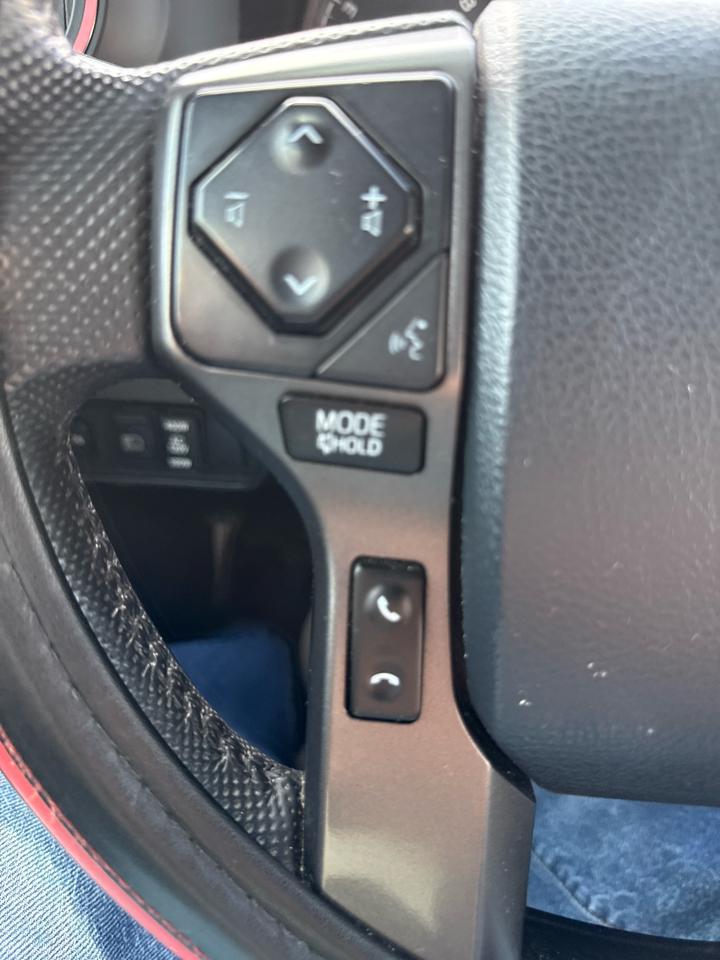 Toyota Tacoma 4WD TRD Off Road Double Cab 5' Bed V6 MT (Natl) 2020