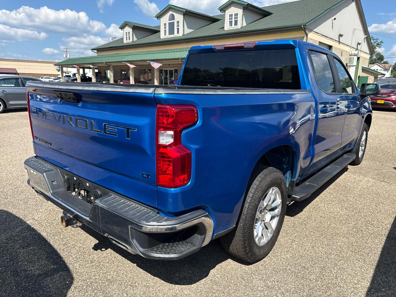 Chevrolet Silverado 1500 4WD Crew Cab 147" LT w/1LT 2024