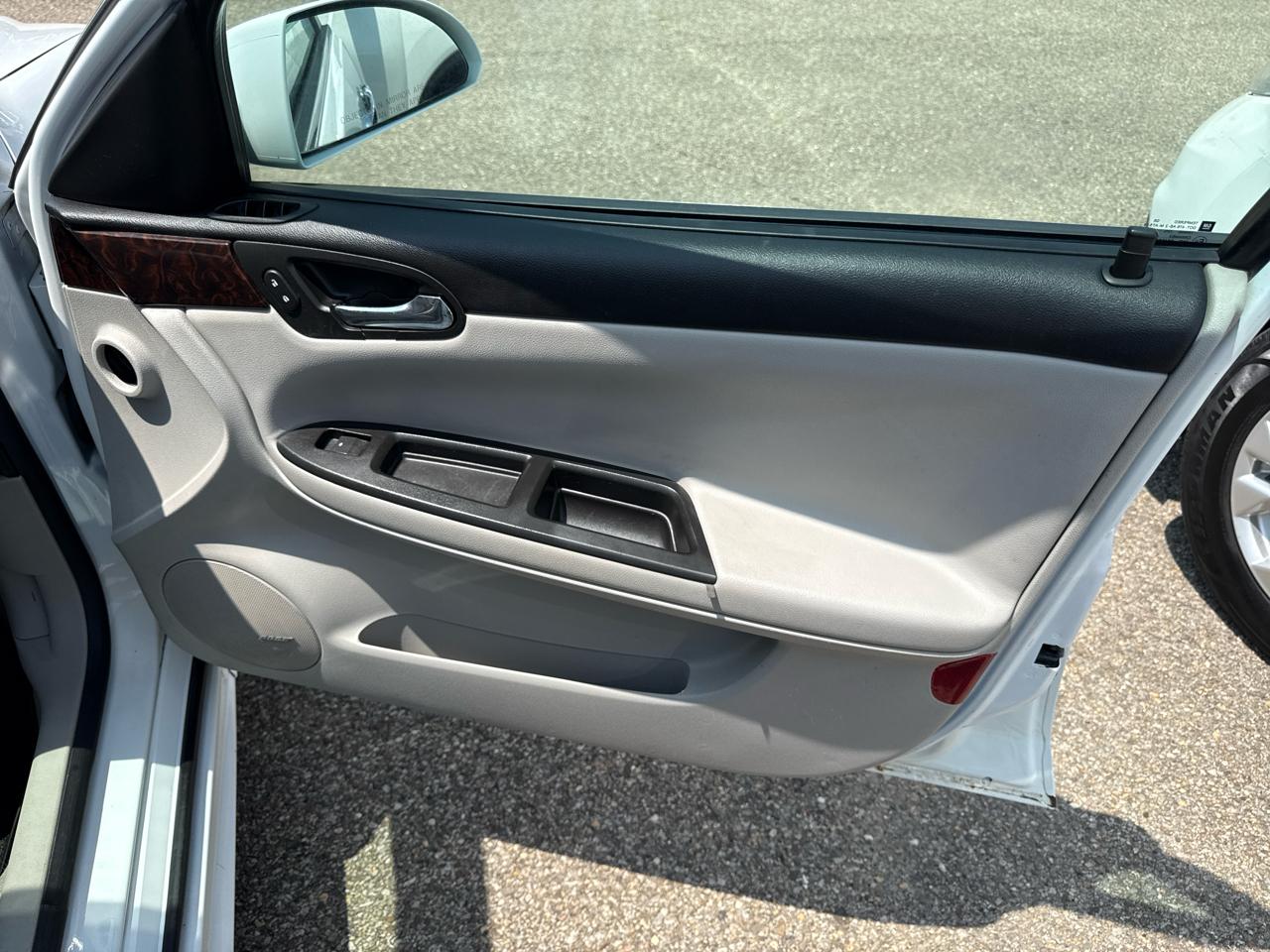 Chevrolet Impala 4dr Sdn LTZ 2012