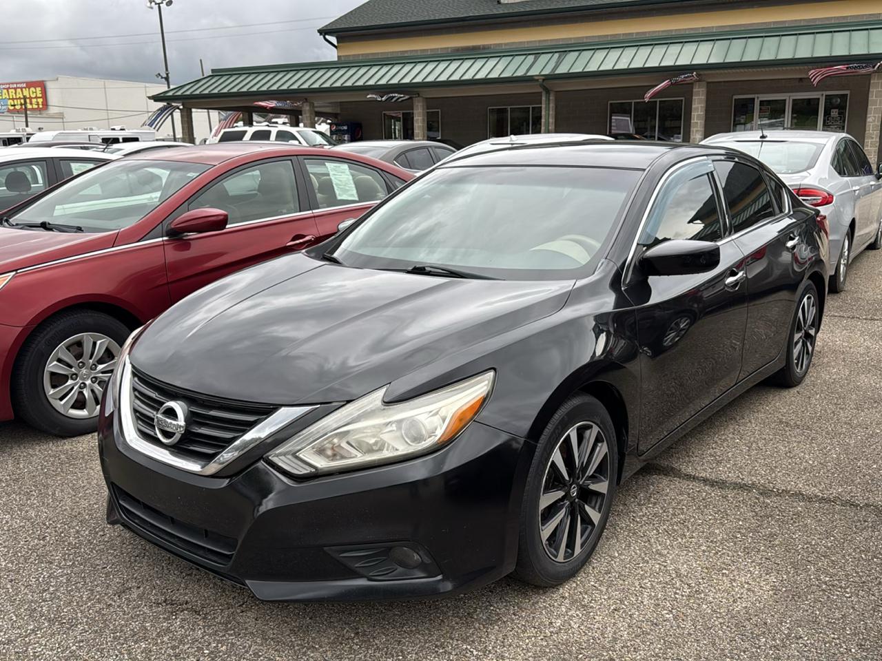 Nissan Altima 2.5 SV Sedan 2018