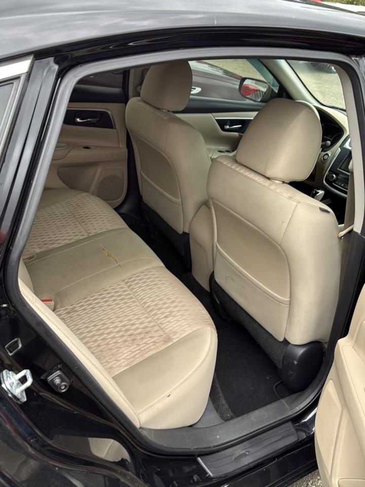 Nissan Altima 2.5 SV Sedan 2018