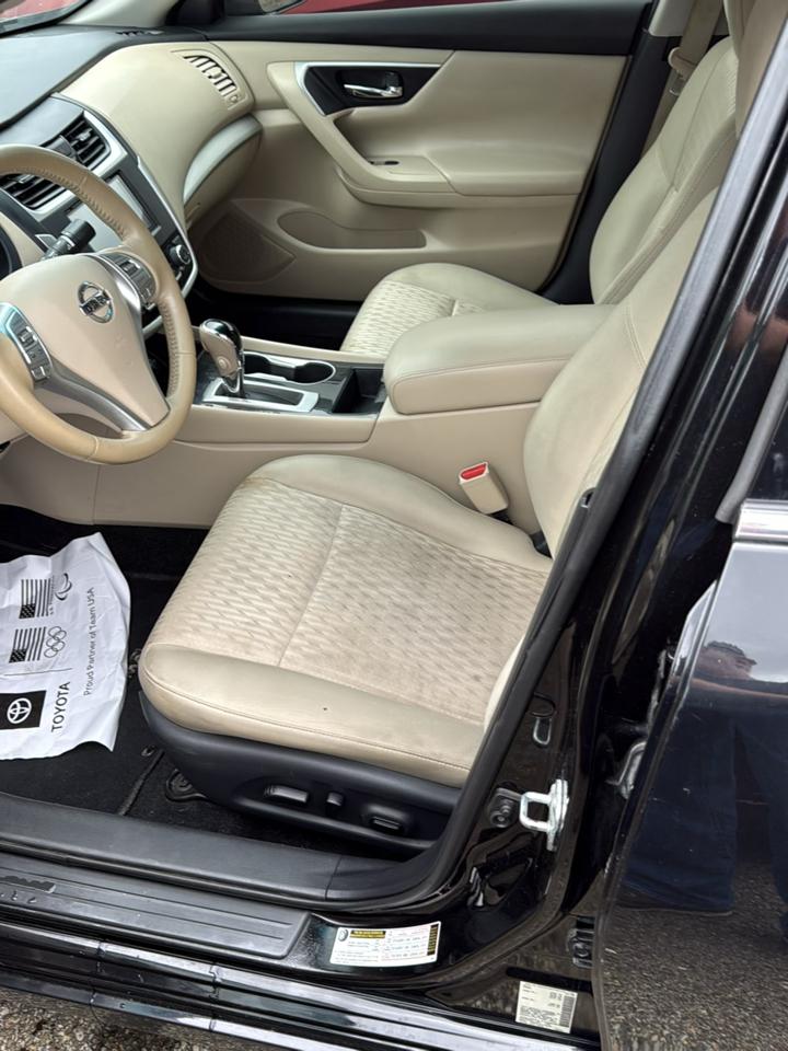Nissan Altima 2.5 SV Sedan 2018