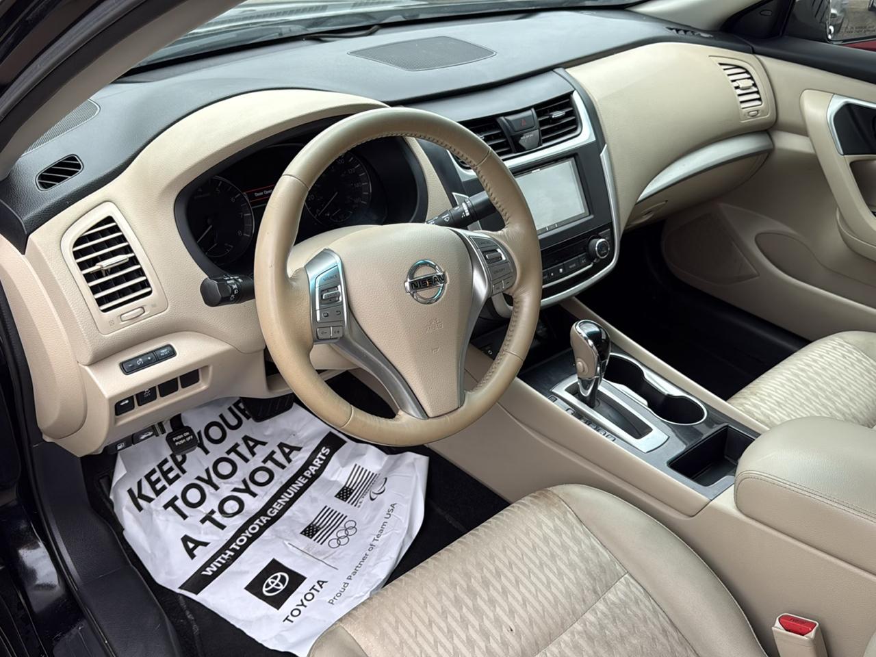 Nissan Altima 2.5 SV Sedan 2018