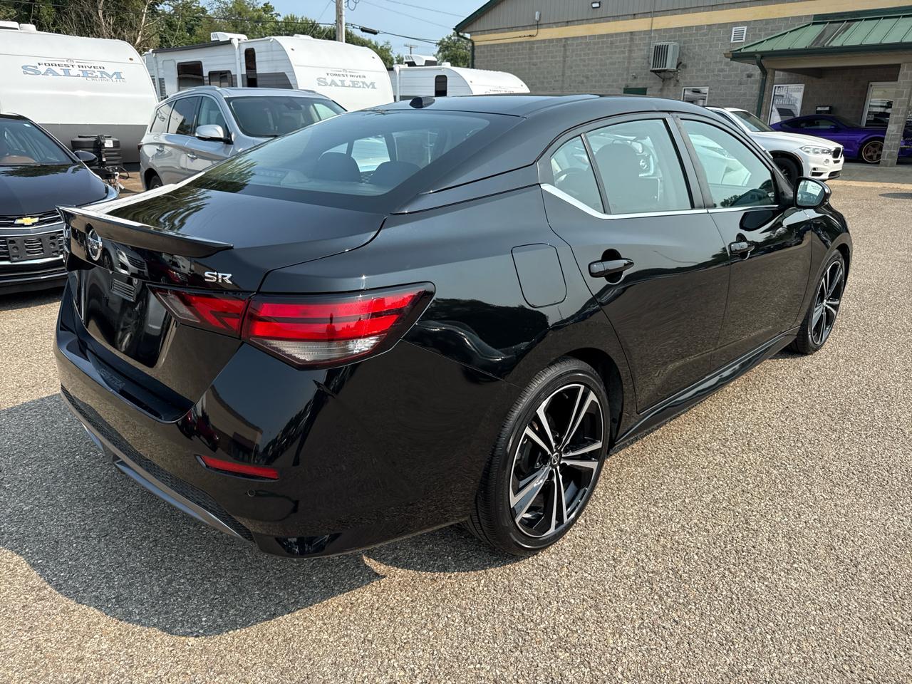 Nissan Sentra SR CVT 2020