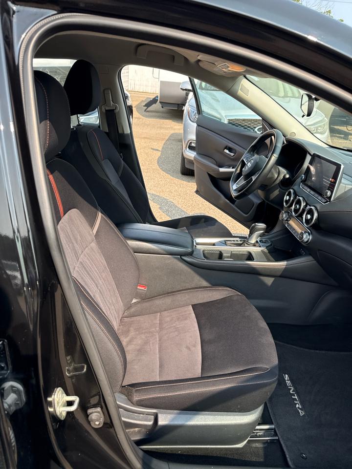 Nissan Sentra SR CVT 2020