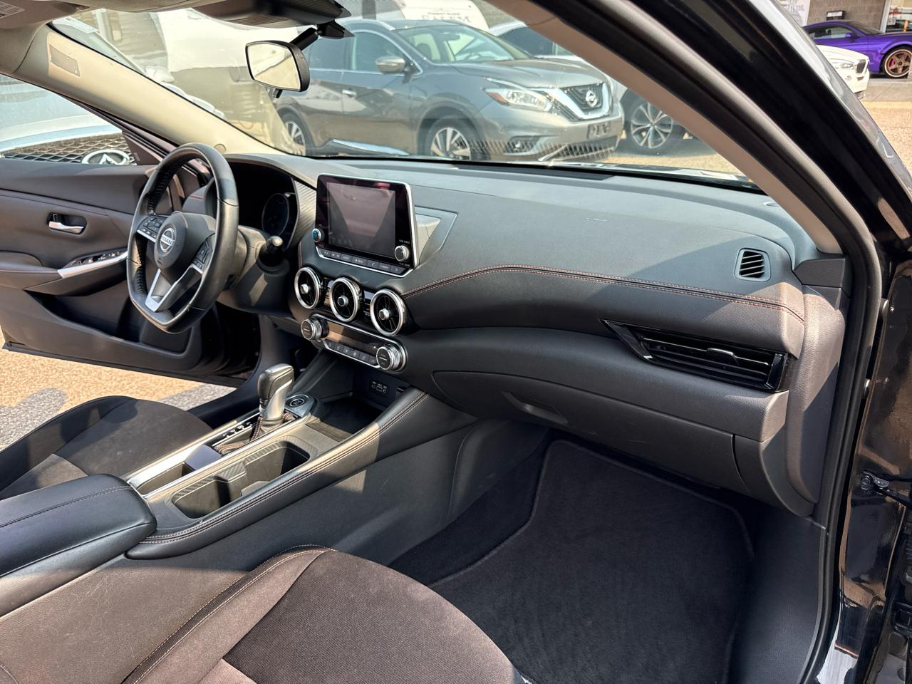 Nissan Sentra SR CVT 2020
