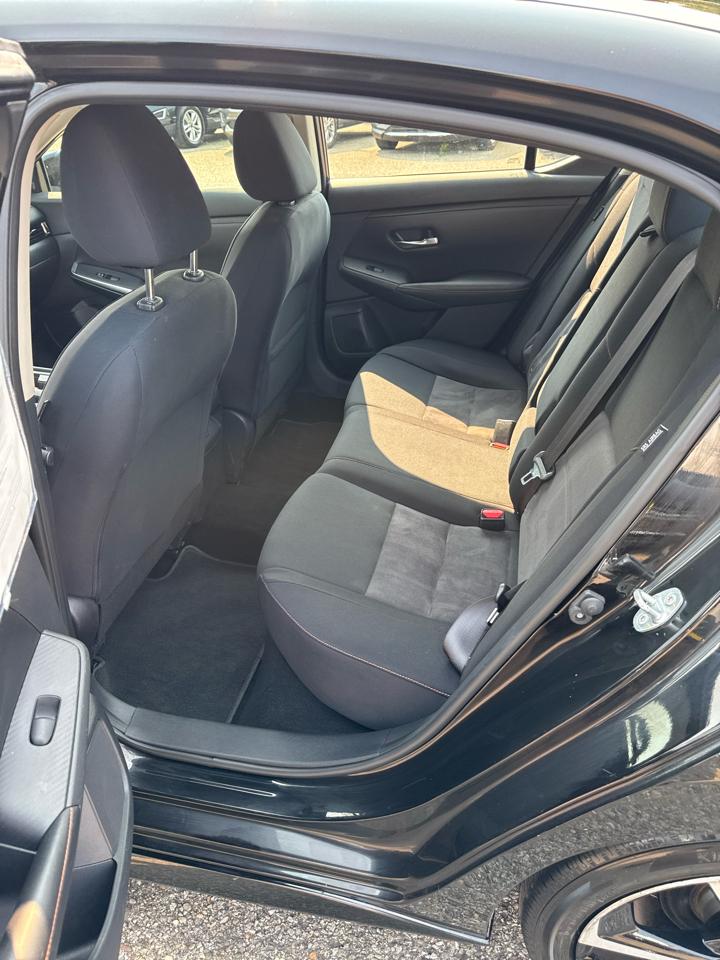 Nissan Sentra SR CVT 2020