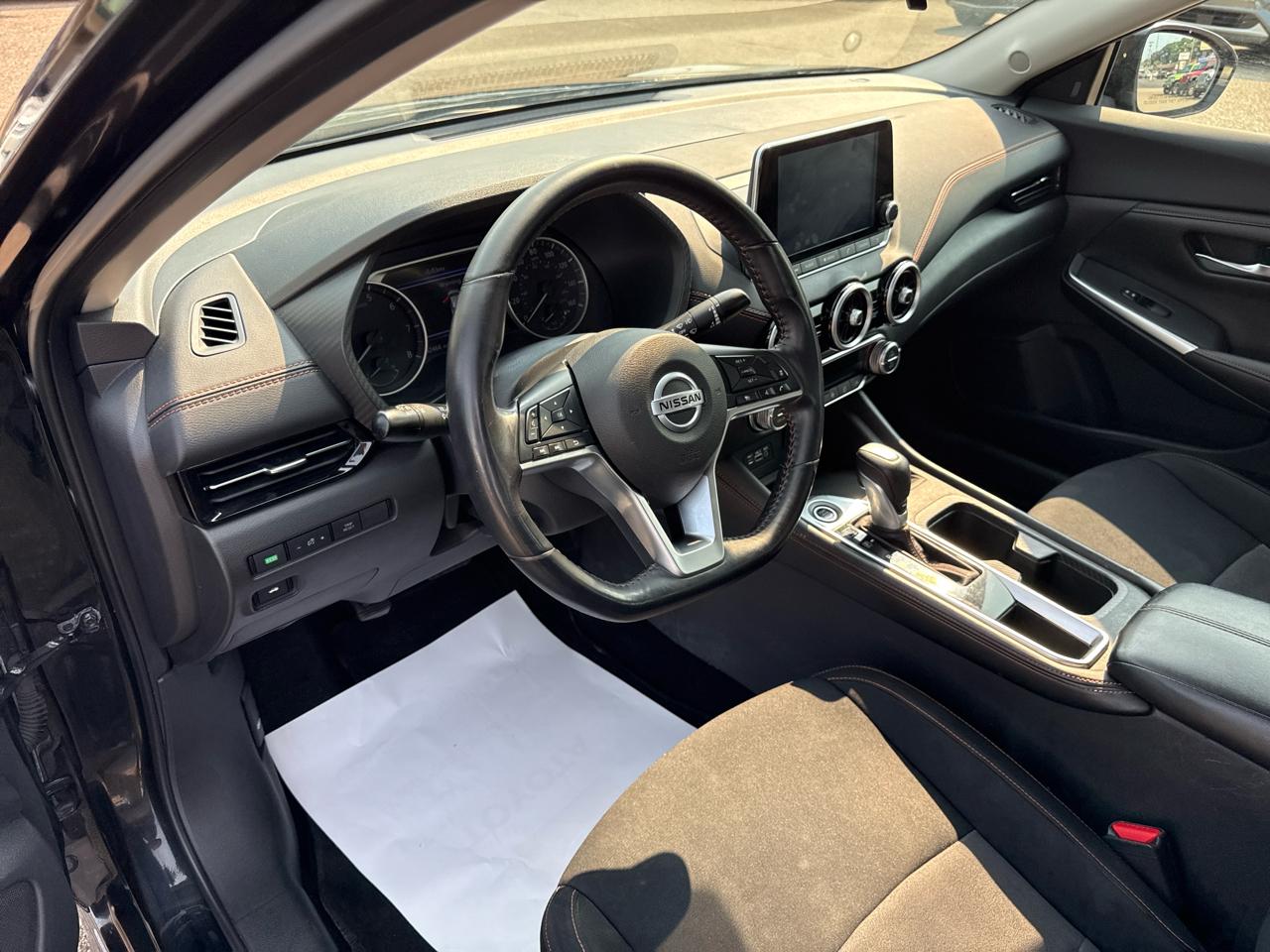 Nissan Sentra SR CVT 2020