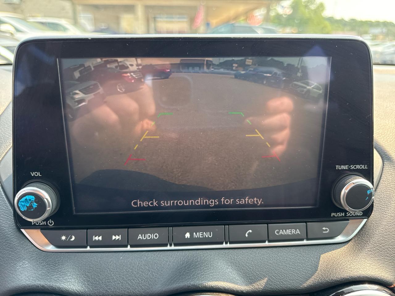 Nissan Sentra SR CVT 2020