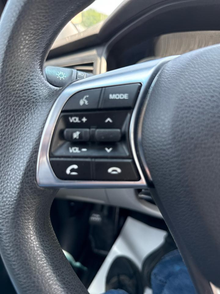 Hyundai Sonata SE 2.4L 2018