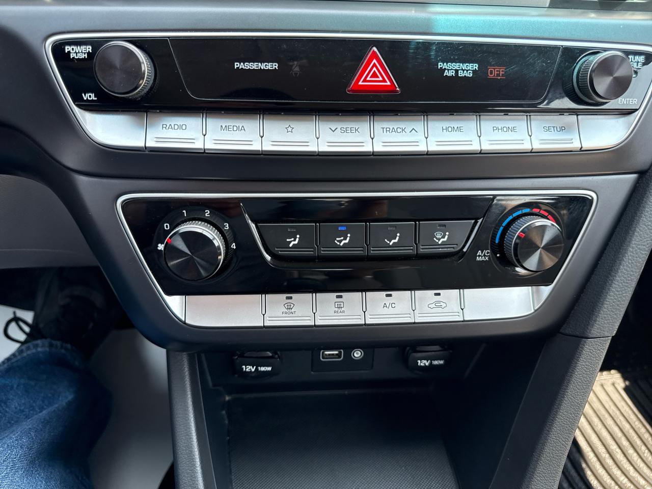 Hyundai Sonata SE 2.4L 2018