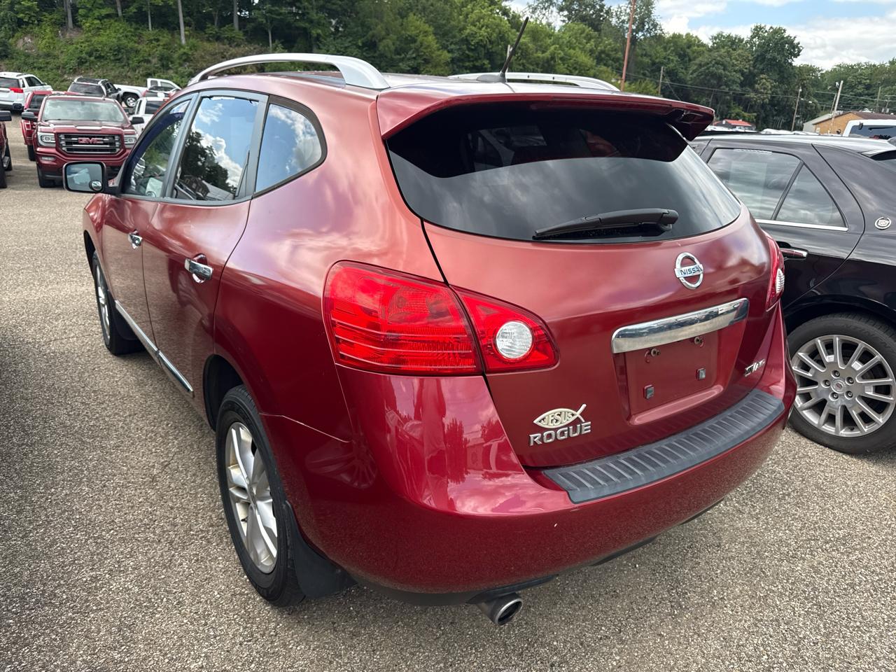 Nissan Rogue AWD 4dr SV 2013