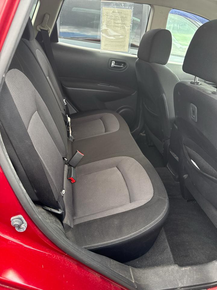 Nissan Rogue AWD 4dr SV 2013