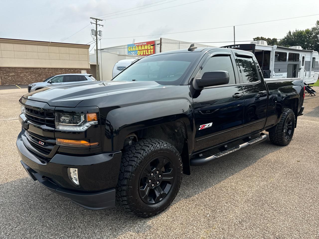 Chevrolet Silverado 1500 4WD Double Cab 143.5" LT w/2LT 2018