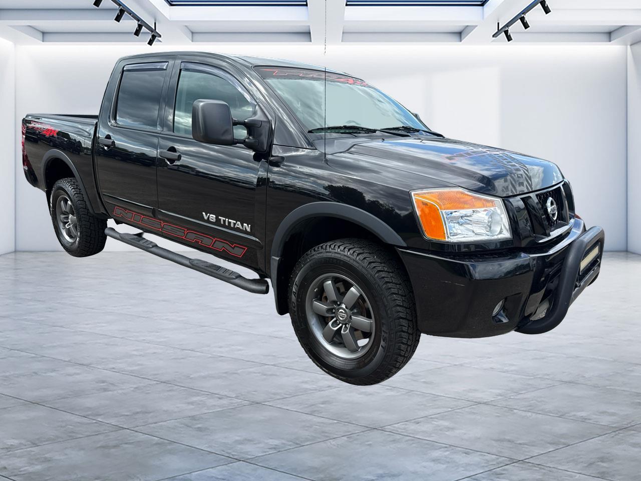 2013 Nissan Titan 4WD Crew Cab SWB PRO-4X