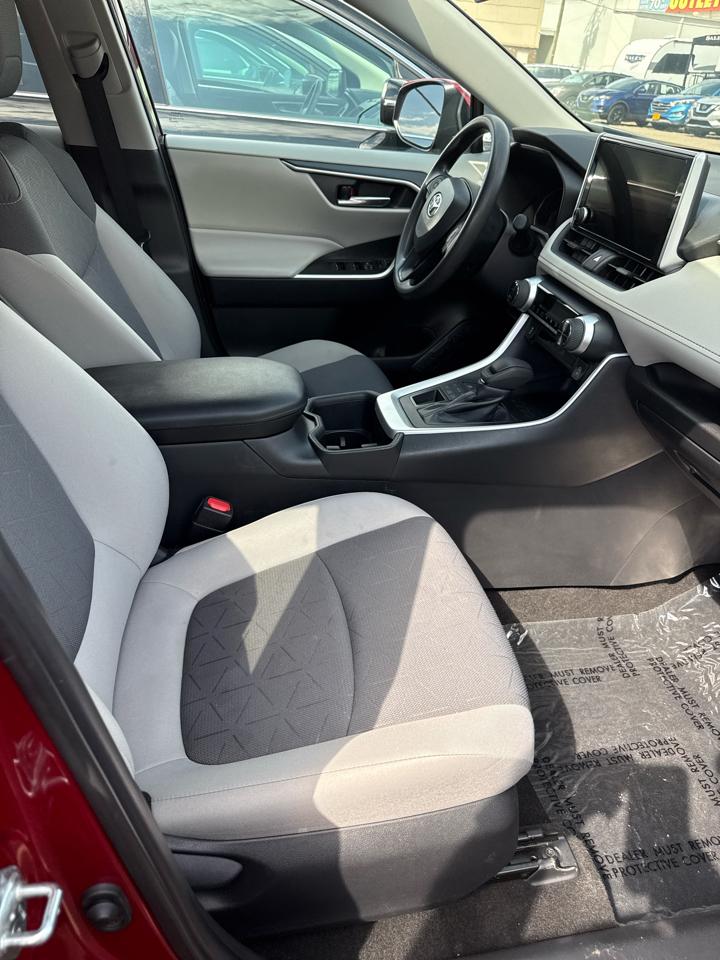 Toyota RAV4 XLE AWD (Natl) 2023
