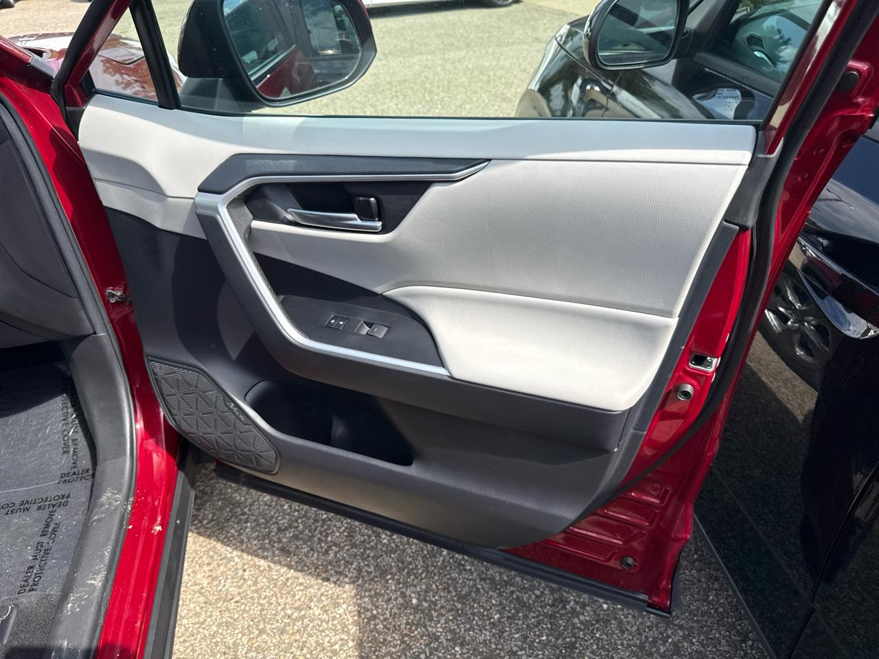 Toyota RAV4 XLE AWD (Natl) 2023