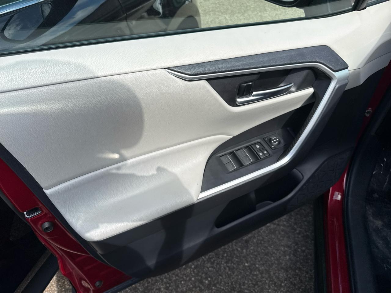 Toyota RAV4 XLE AWD (Natl) 2023